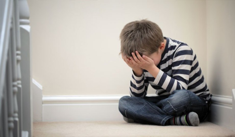 KANAK-kanak dan remaja mangsa pedofil mengalami trauma dan tekanan sepanjang hayat.