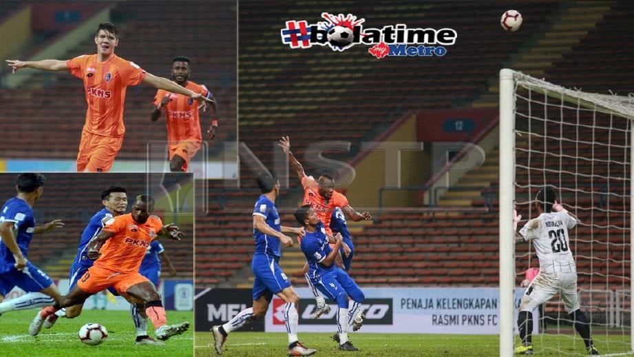Pemain PKNS FC, Romel Oswaldo meraikan gol pertama ketika menentang FELDA United FC di Stadium Shah Alam. FOTO NSTP/SAIRIEN NAFIS/BERNAMA 