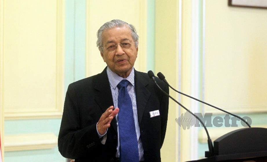 PERDANA Menteri, Tun Dr Mahathir Mohamad pada sidang media di Putrajaya, hari ini. FOTO Mohd Fadli Hamzah.