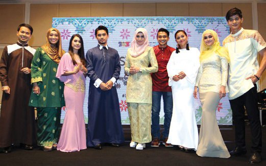 BARISAN duta kempen Syukur Selalu TV3 dan TV9