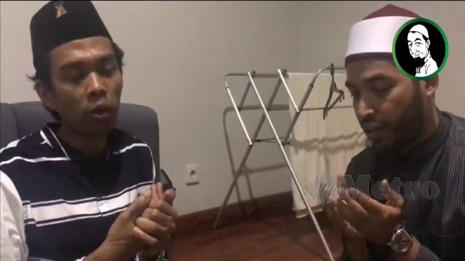 Video Ustaz Abdul Somad dan Ustaz Amri mendoakan kesembuhan UAI yang dimuat naik di akaun FB Ustaz Azhar Idrus (Original) hari ini. 