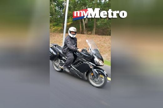 Ustaz Hanafi aktif menunggang motosikal berkuasa tinggi. FOTO ihsan Ustaz Hanafi