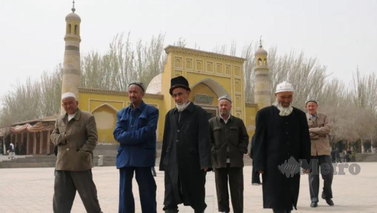 PENDUDUK etnik Uighur. FOTO fail AFP 