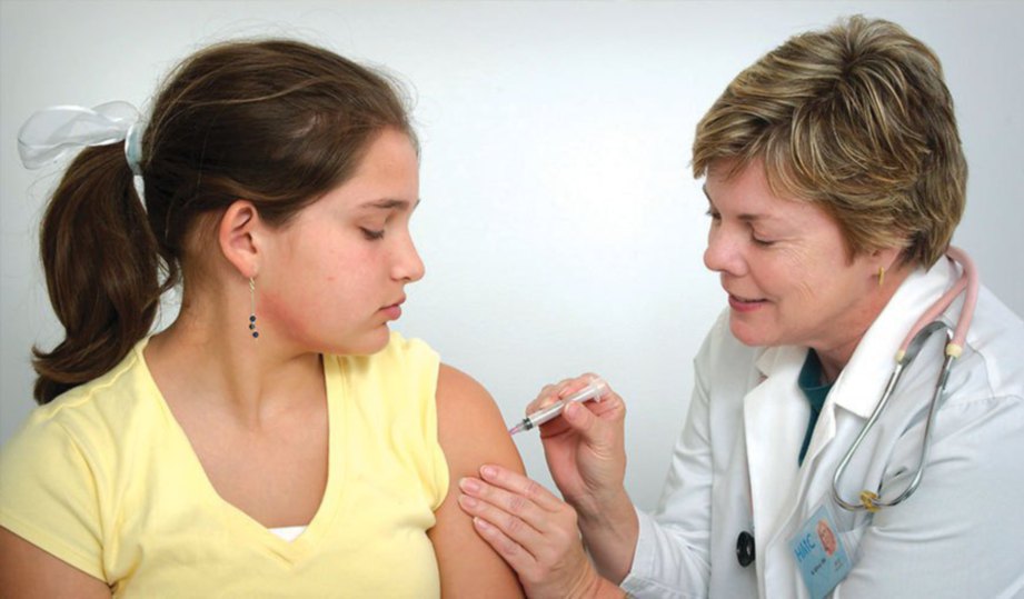 UNTUK mengurangkan kejadian kanser serviks, Kementerian Kesihatan Malaysia (KKM) memperkenalkan Program Pemvaksinan HPV Kebangsaan.