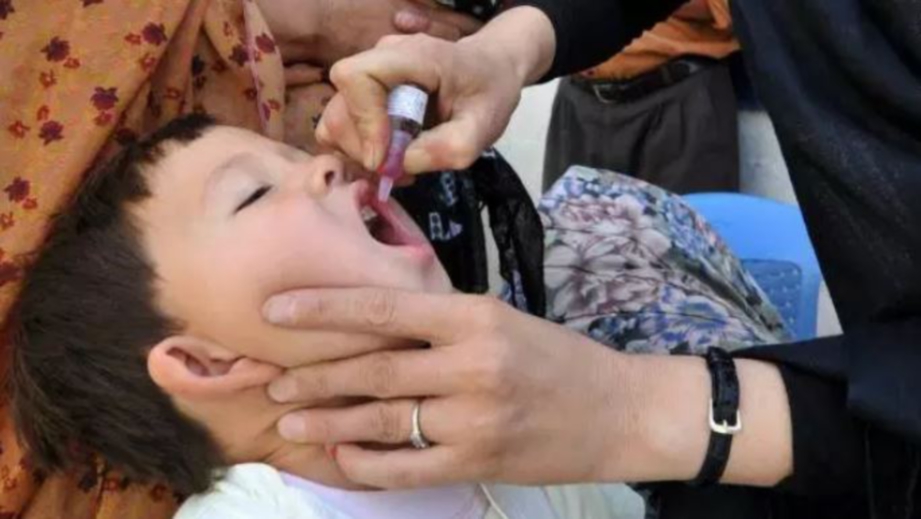 KERAJAAN China memulakan siasatan selepas sekurang-kurangnya 145 kanak-kanak menerima vaksin polio tamat tempoh. FOTO/AGENSI