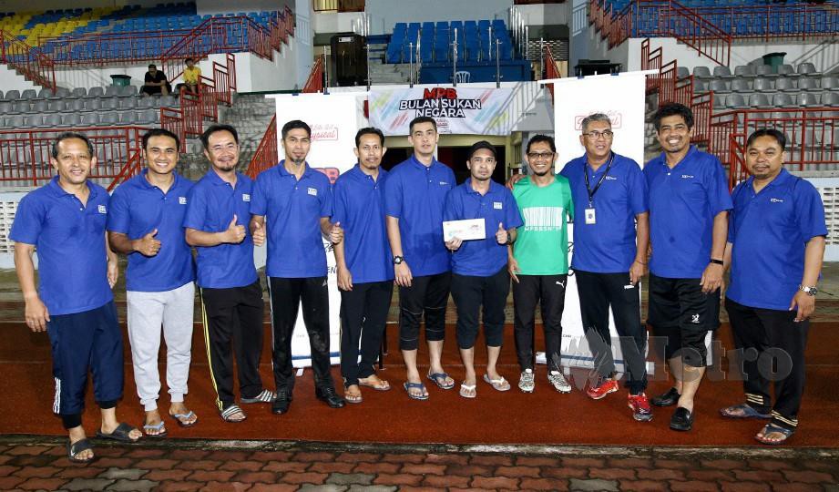 Pasukan Balai Berita menjadi juara kategori veteran bagi perlawanan bola sepak MPB Bulan Sukan Negara 2019.