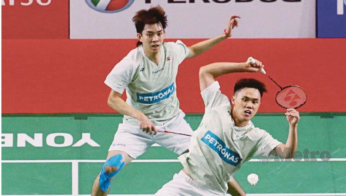 WEI Chong-Kai Wun Tee ketiak menentang beregu Korea, Kang Min Hyuk dan Seo Seung Jae pada final Malaysia Masters 2023 di Axiata Arena, Bukit Jalil. 