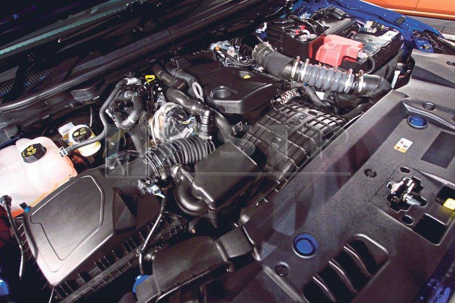 DIKUASAKAN enjin diesel 2.0 liter turbo tunggal yang dipadankan dengan transmisi automatik 10 kelajuan.