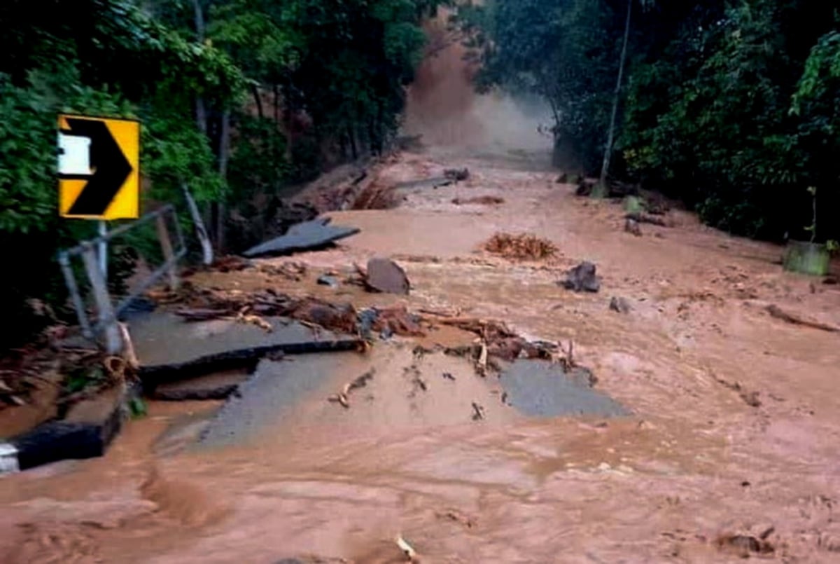 KEADAAN banjir di Yan, Kedah. FOTO Ihsan Pembaca