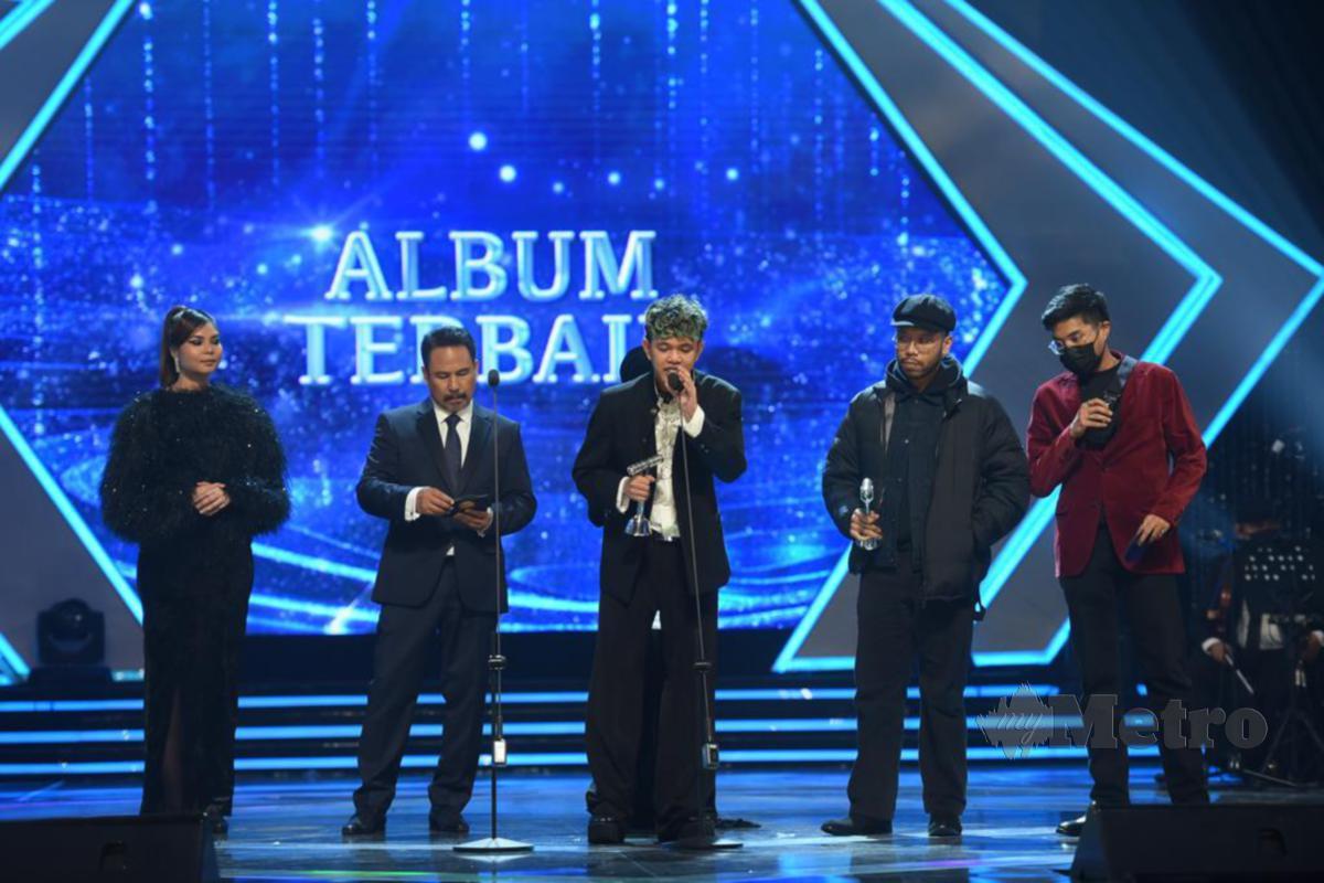 Yonnyboii menang kategori Album Terbaik