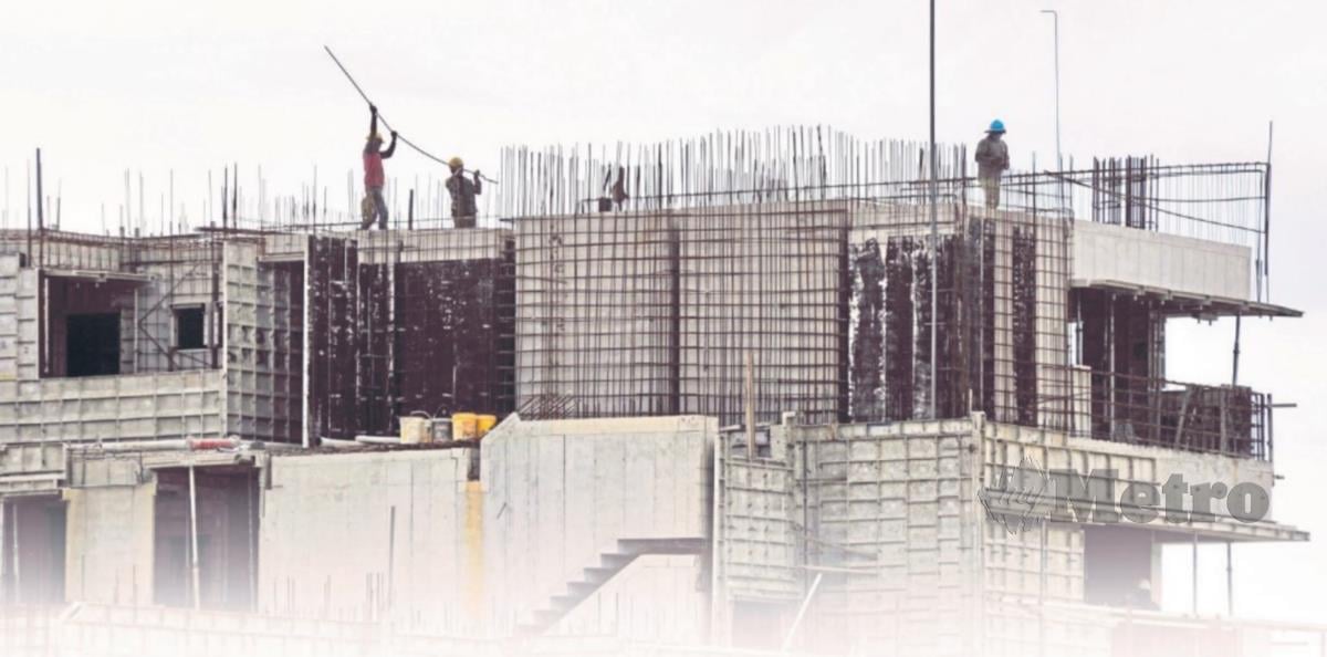 RAMAI kontraktor negara ini ‘gulung tikar’ kerana ketiadaan projek pembinaan atau projek dihentikan sementara.