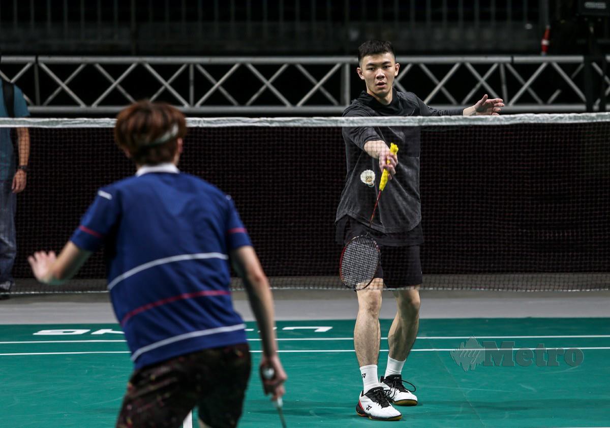 ZII Jia ketika sesi latihan menjelang Kejohanan Badminton Berpasukan Asia (BATC) 2022. FOTO Aswadi Alias
