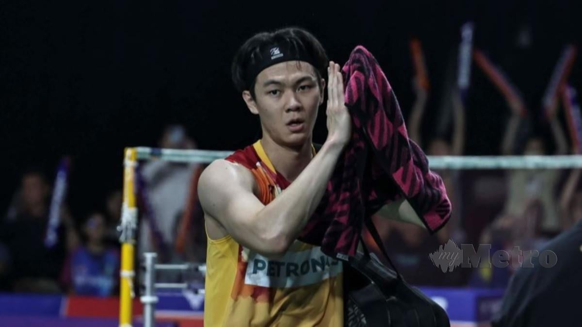 Pemain perseorangan profesional negara Lee Zii Jia.